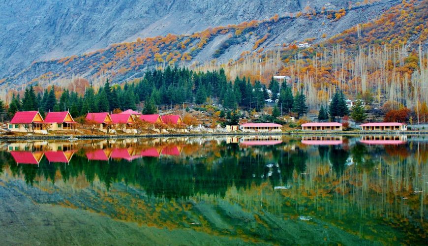 lower kachura lake, shangrila lake, skardu